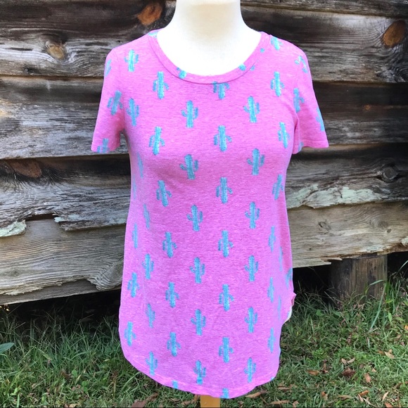Vintage Tops - VIAMOR PINK CACTUS ROUND NECK T-SHIRT SHORT SLEEVE